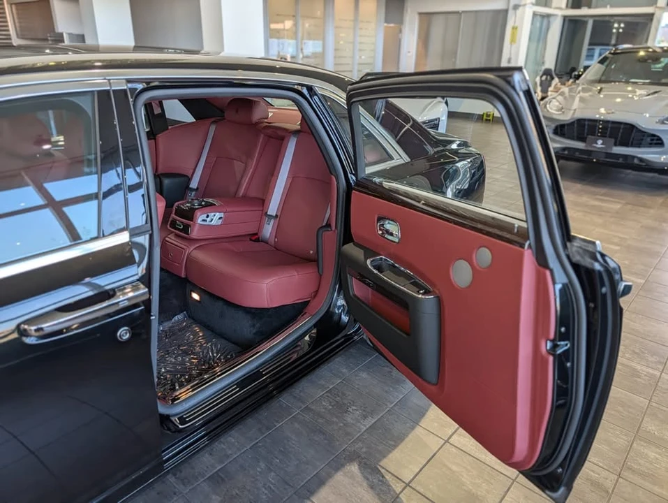 2014 Rolls-Royce Ghost 1st Gen - Image 9 of 20