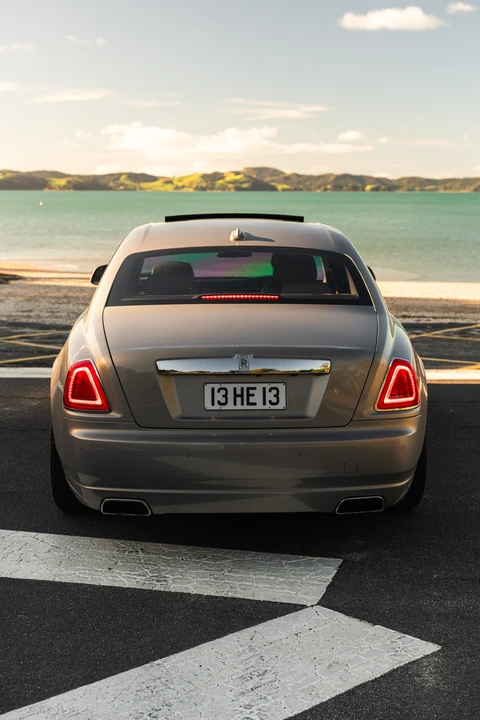 2014 Rolls-Royce Ghost 1st Gen - Image 29 of 31