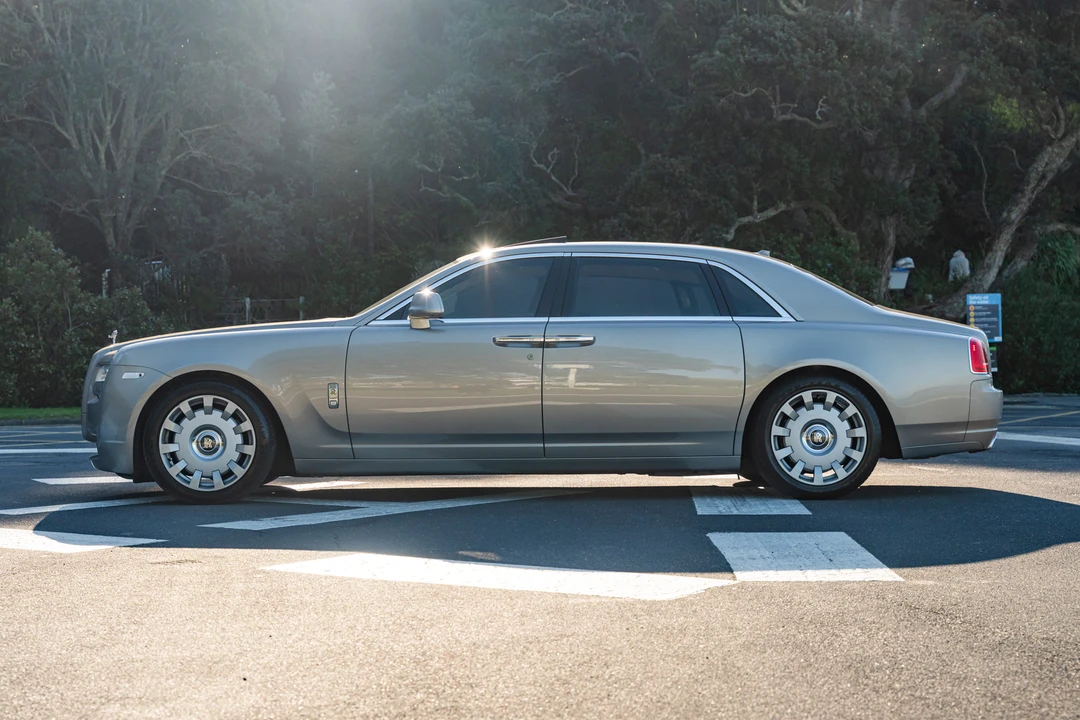 2014 Rolls-Royce Ghost 1st Gen - Image 21 of 31