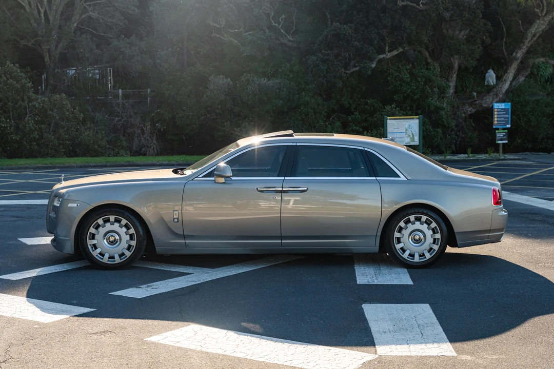 2014 Rolls-Royce Ghost 1st Gen - Image 23 of 31