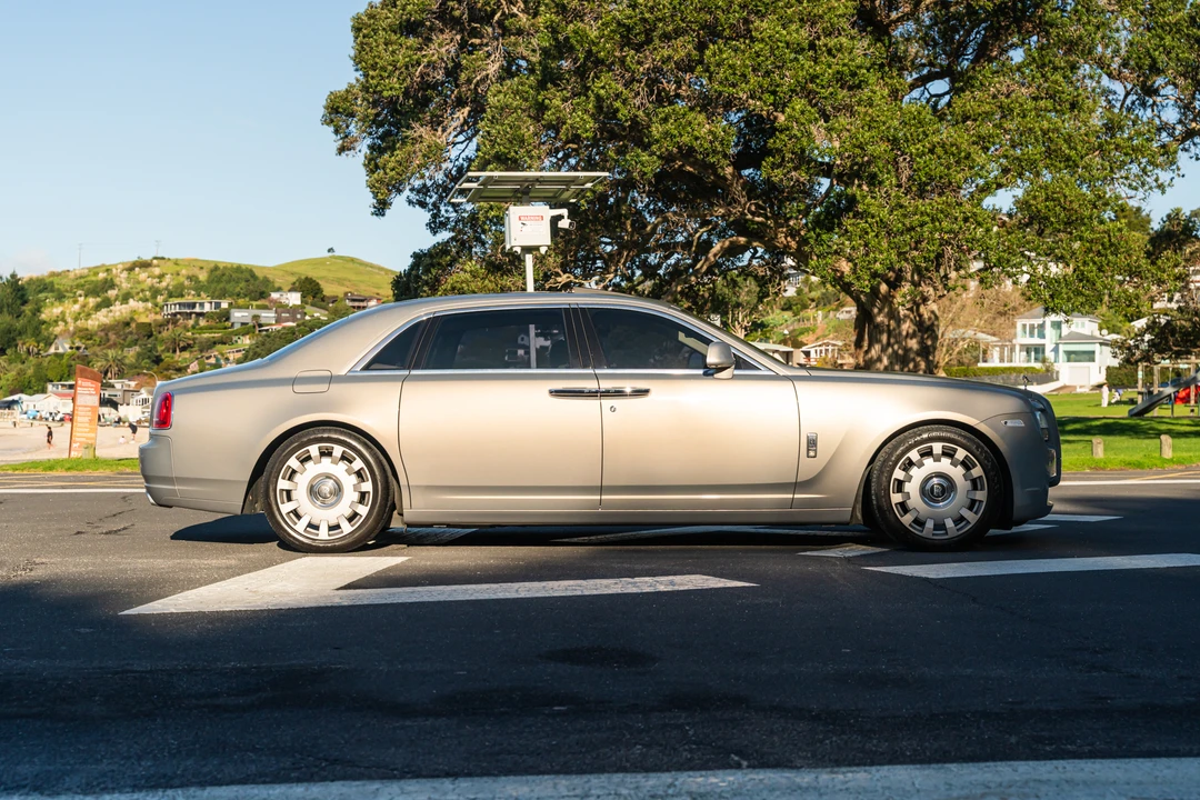 2014 Rolls-Royce Ghost 1st Gen - Image 4 of 31