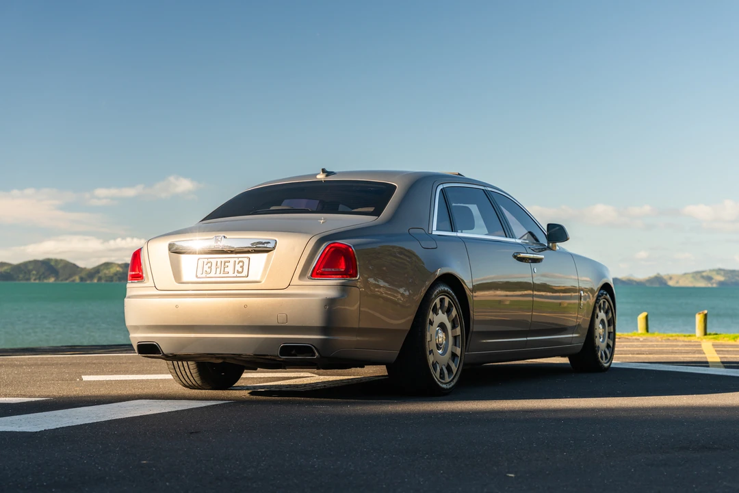2014 Rolls-Royce Ghost 1st Gen - Image 5 of 31