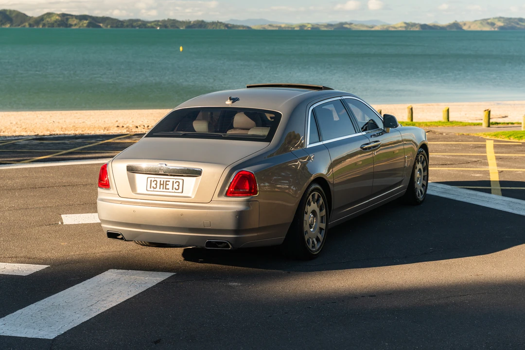 2014 Rolls-Royce Ghost 1st Gen - Image 28 of 31
