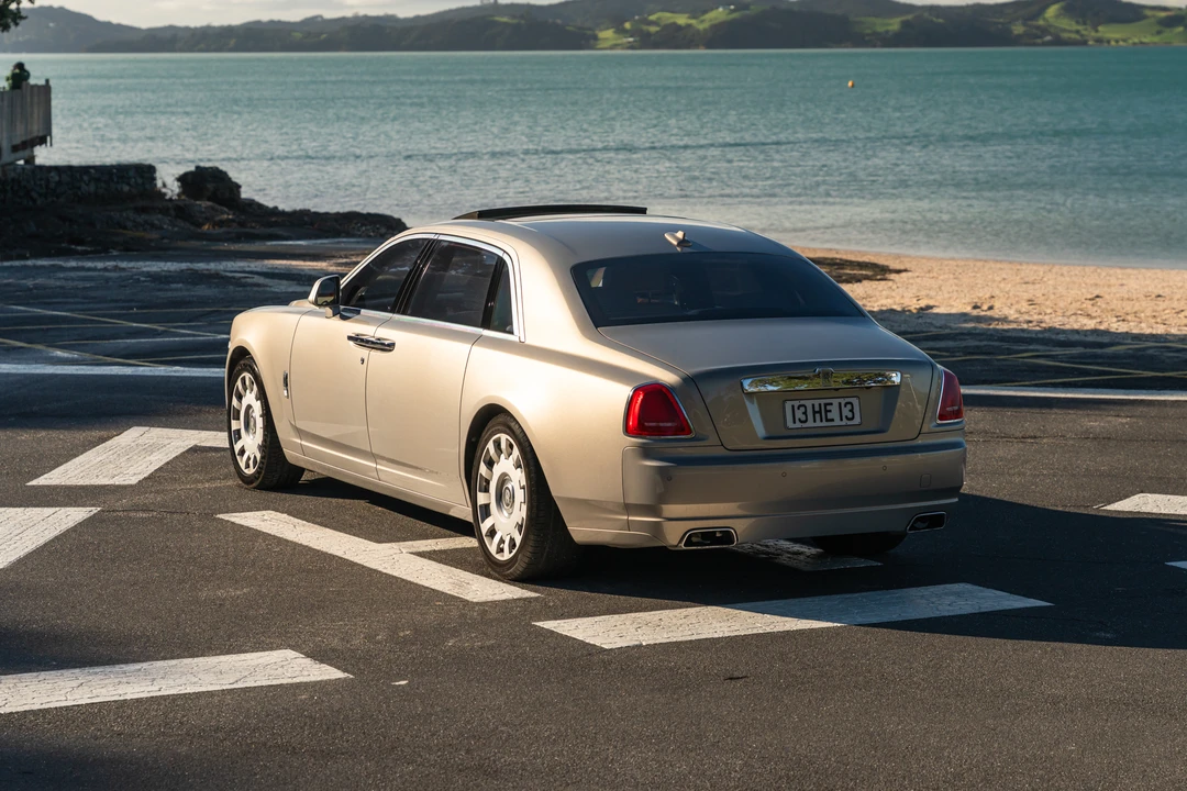 2014 Rolls-Royce Ghost 1st Gen - Image 26 of 31