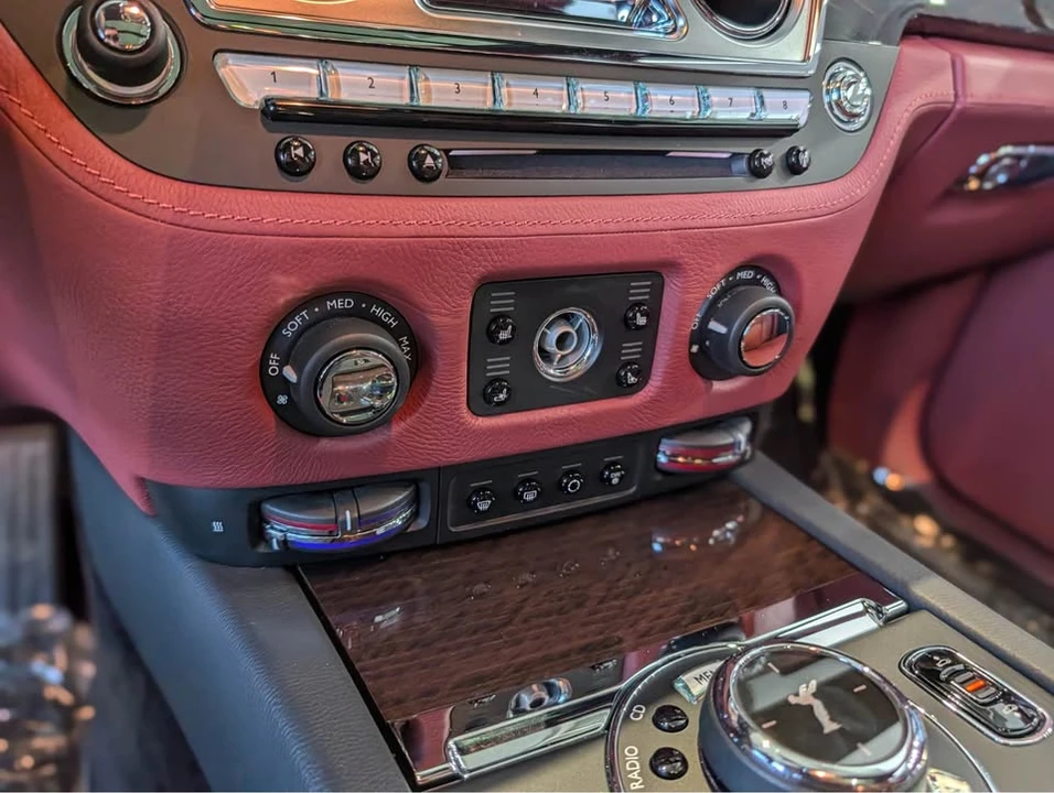 2014 Rolls-Royce Ghost 1st Gen - Image 17 of 17