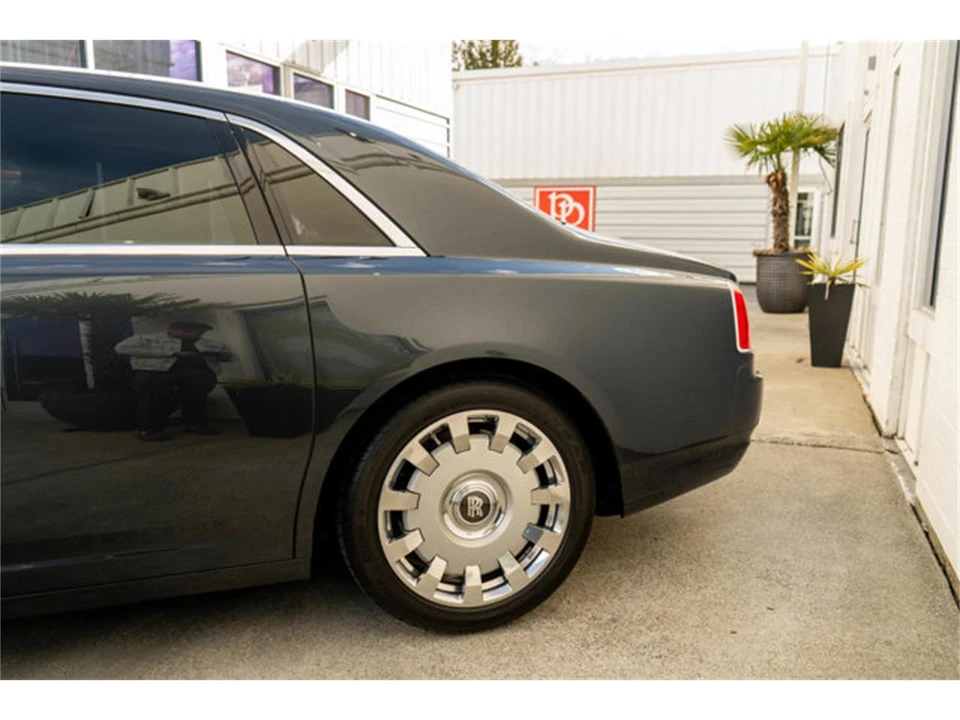 2014 Rolls-Royce Ghost 1st Gen - Image 5 of 12