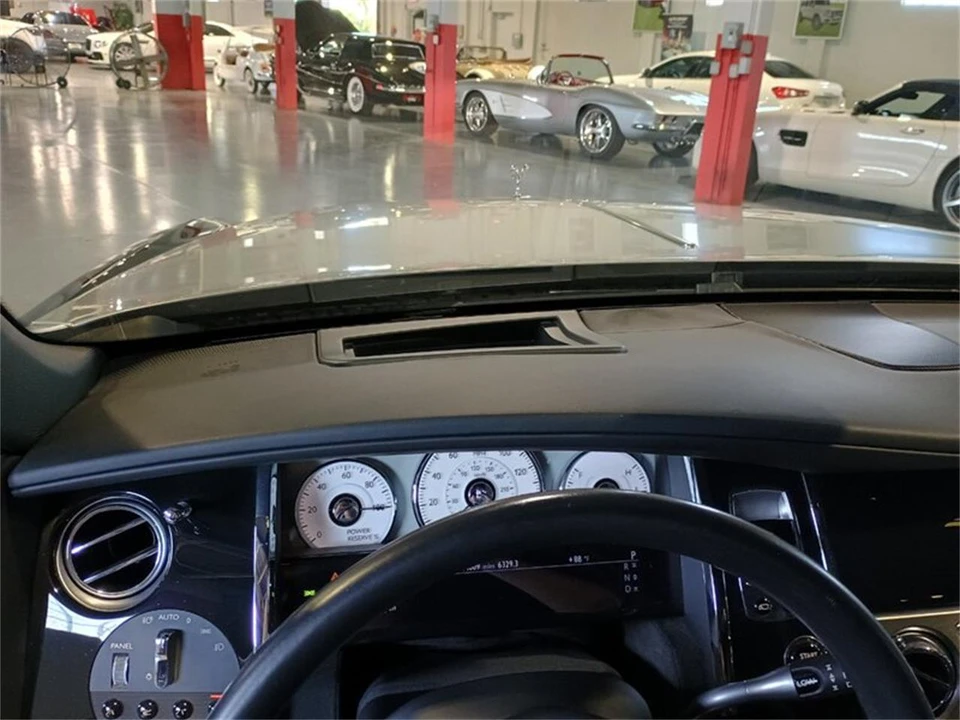 2014 Rolls-Royce Ghost 1st Gen - Image 25 of 31