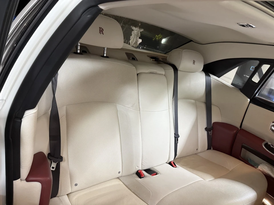 2014 Rolls-Royce Ghost 1st Gen - Image 11 of 21