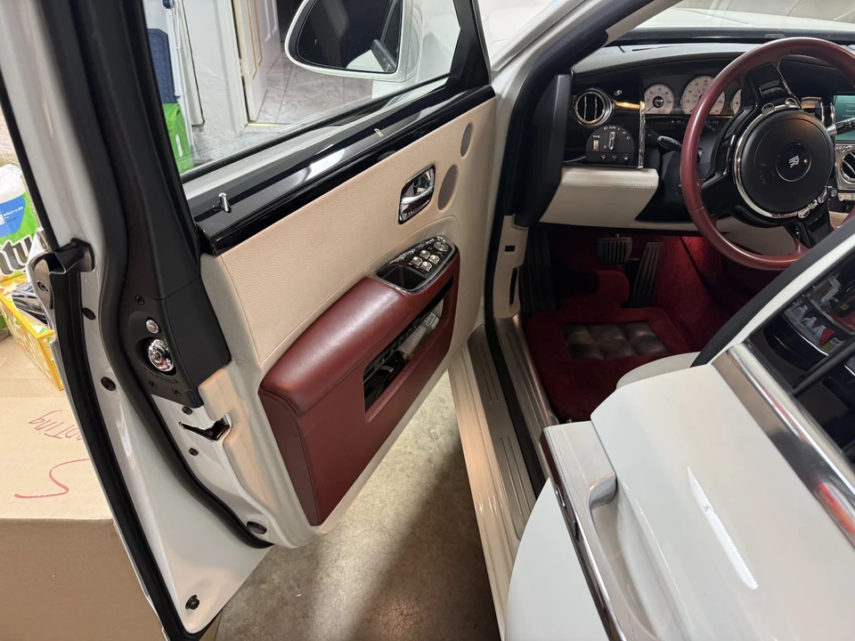 2014 Rolls-Royce Ghost 1st Gen - Image 14 of 21