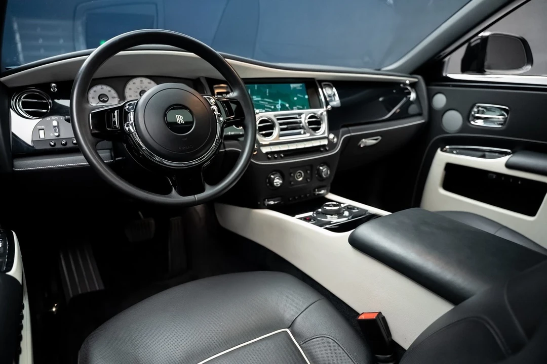 2014 Rolls-Royce Ghost 1st Gen - Image 2 of 21