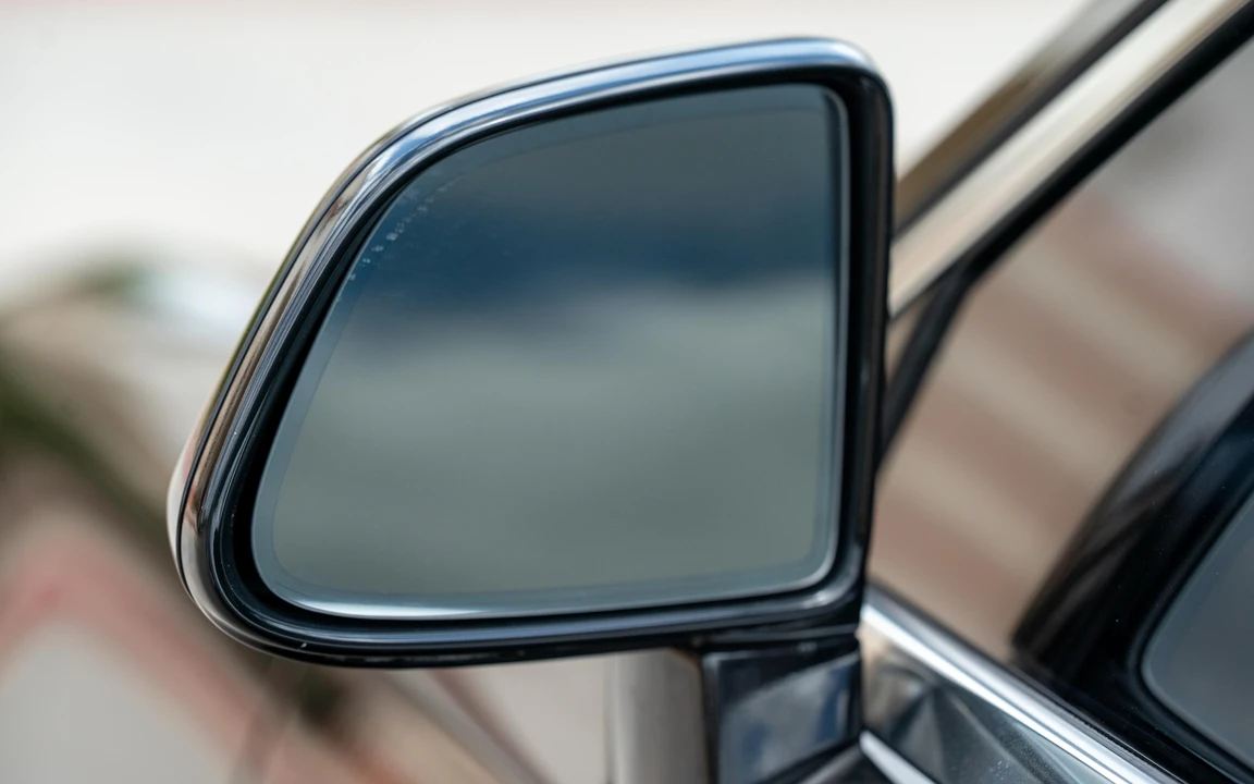 2014 Rolls-Royce Ghost 1st Gen - Image 17 of 31