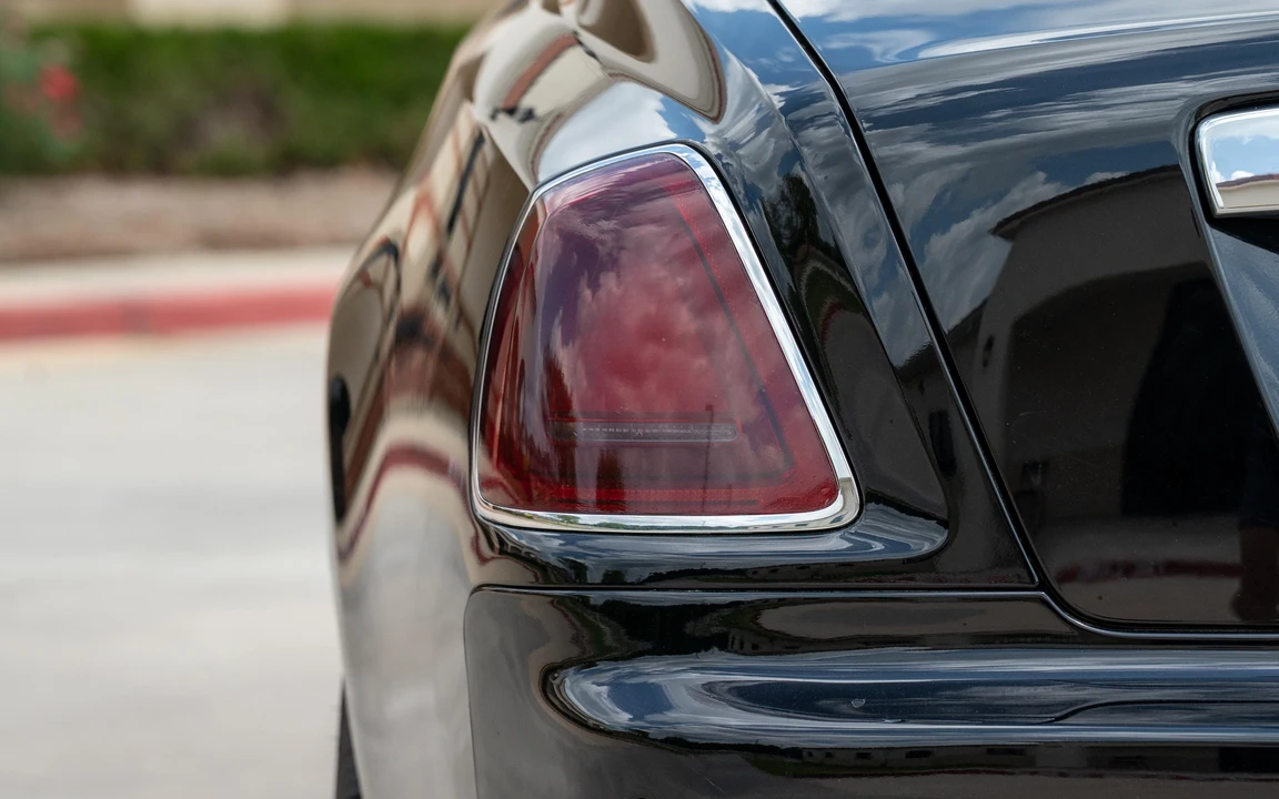 2014 Rolls-Royce Ghost 1st Gen - Image 21 of 31