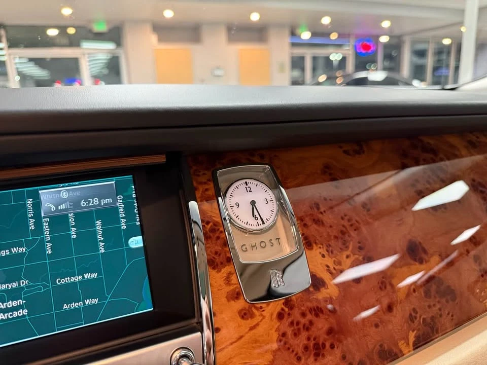 2014 Rolls-Royce Ghost 1st Gen - Image 16 of 19