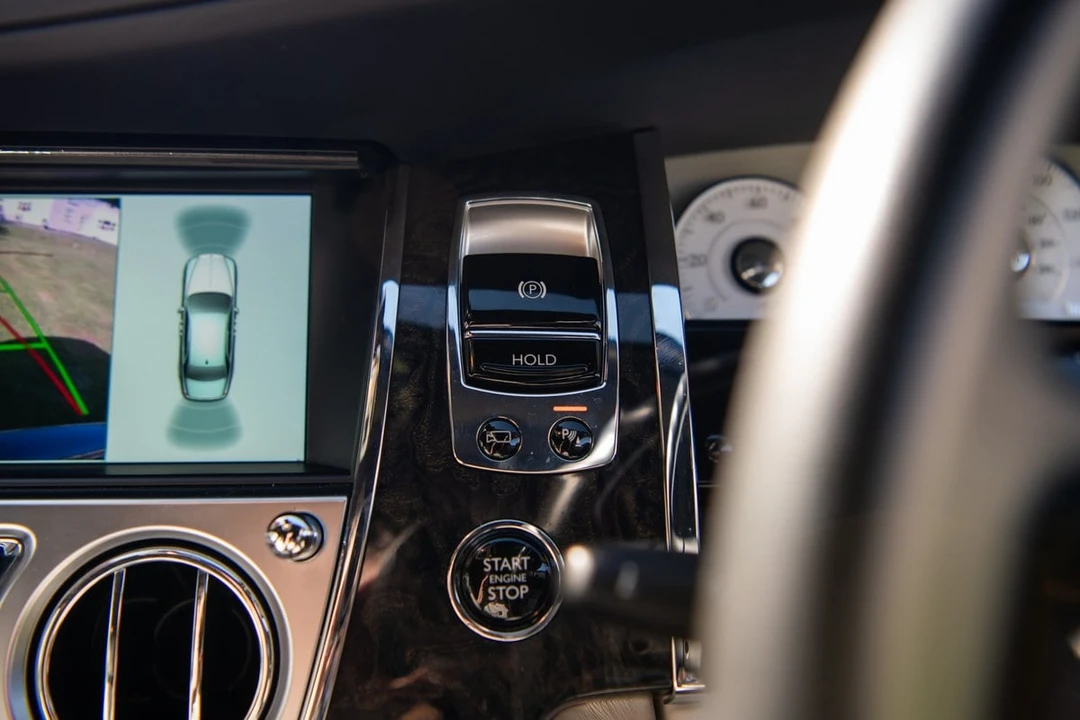 2014 Rolls-Royce Ghost 1st Gen - Image 12 of 30