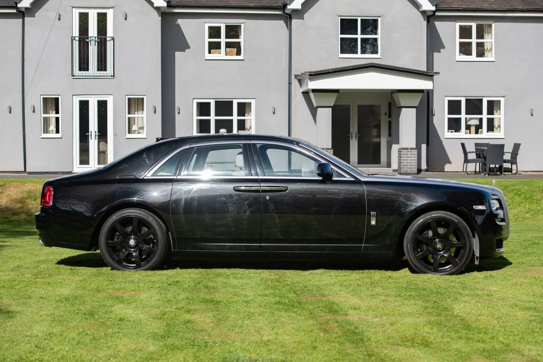2014 Rolls-Royce Ghost 1st Gen - Image 17 of 30