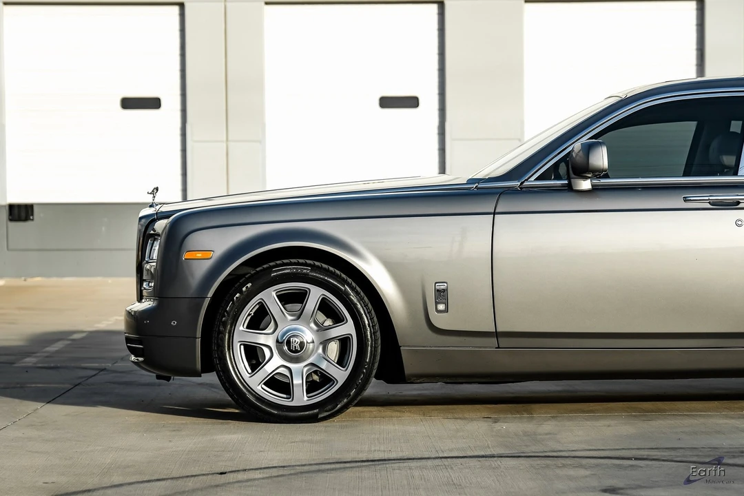 2014 Rolls-Royce Phantom VII - Image 6 of 12