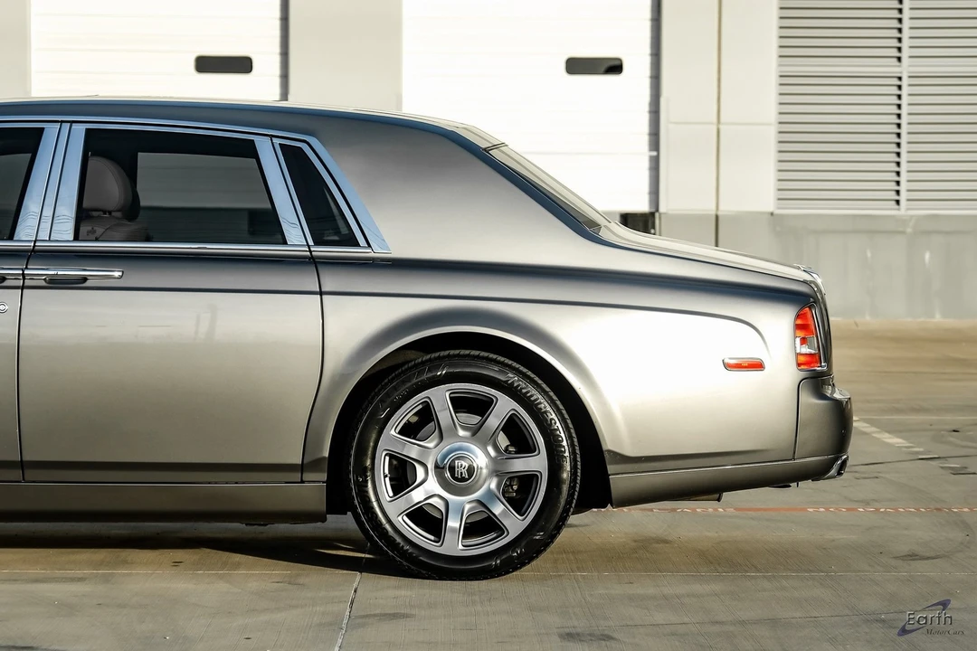 2014 Rolls-Royce Phantom VII - Image 7 of 12
