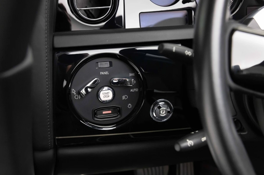 2014 Rolls-Royce Phantom VII - Image 26 of 31