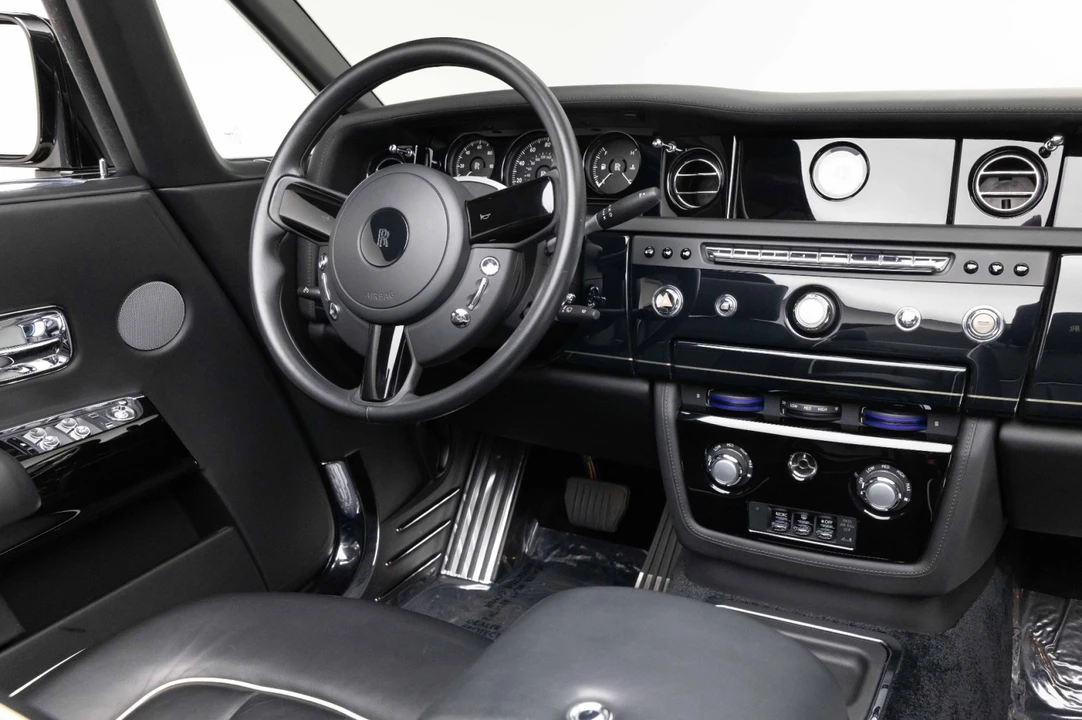 2014 Rolls-Royce Phantom VII - Image 12 of 31