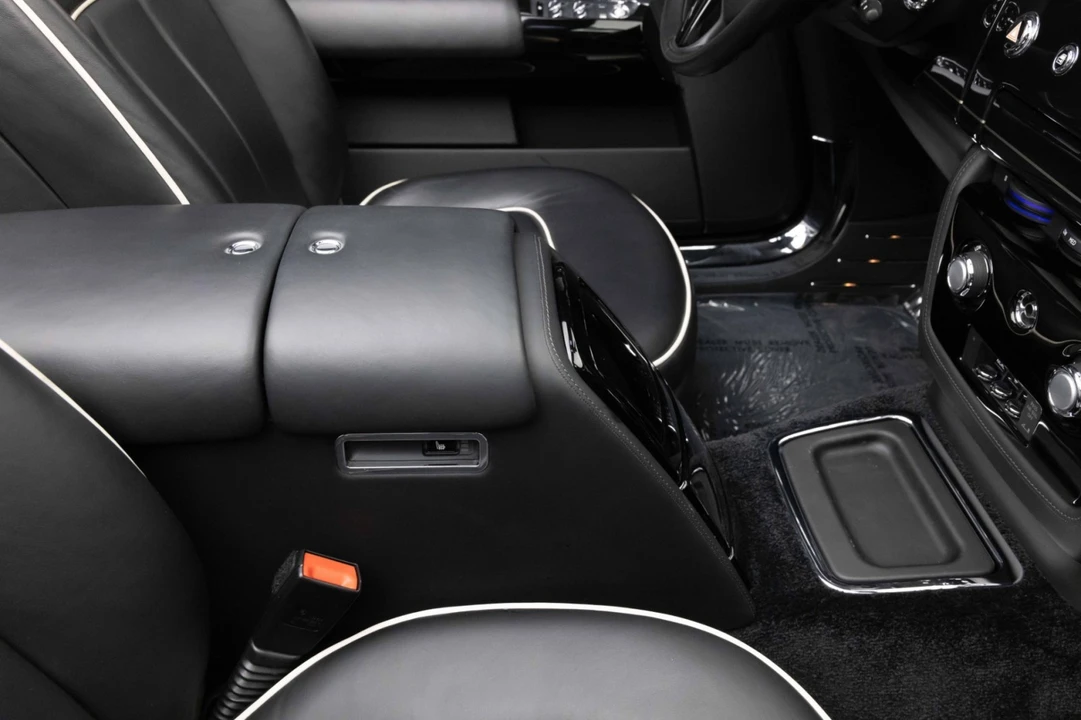 2014 Rolls-Royce Phantom VII - Image 22 of 31