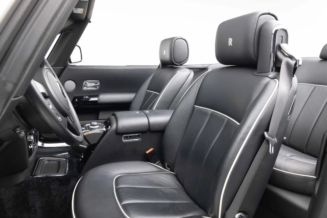 2014 Rolls-Royce Phantom VII - Image 8 of 31