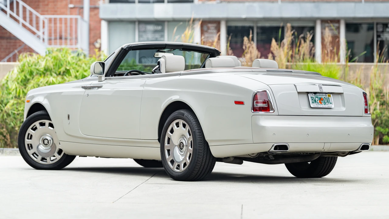 2014 Rolls-Royce Phantom VII - Image 7 of 31