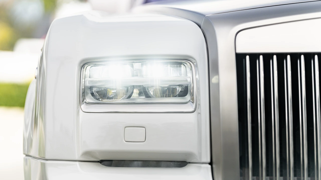 2014 Rolls-Royce Phantom VII - Image 19 of 31