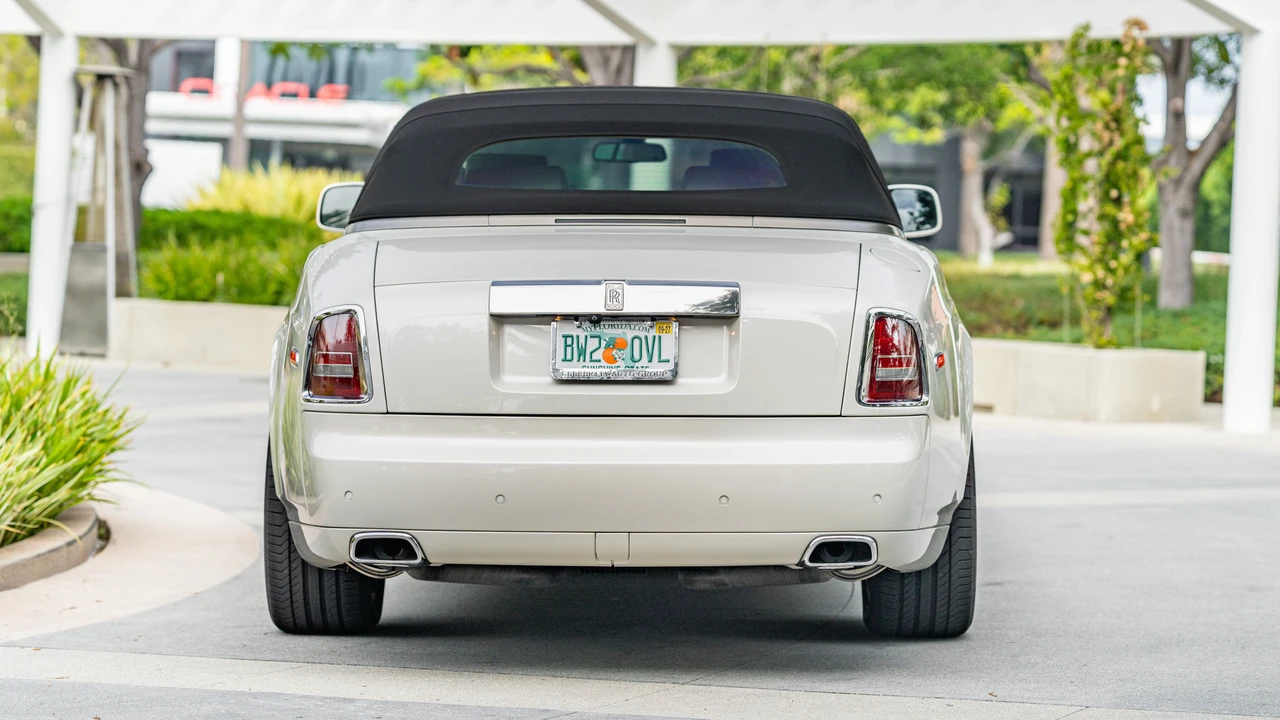 2014 Rolls-Royce Phantom VII - Image 13 of 31