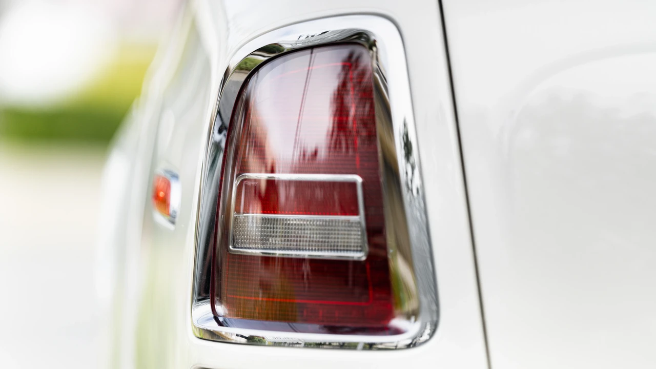 2014 Rolls-Royce Phantom VII - Image 21 of 31