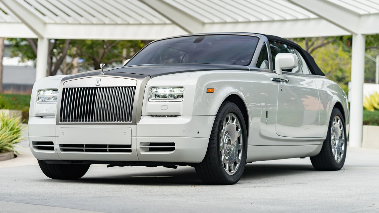 2014 Rolls-Royce Phantom VII - Image 9 of 31