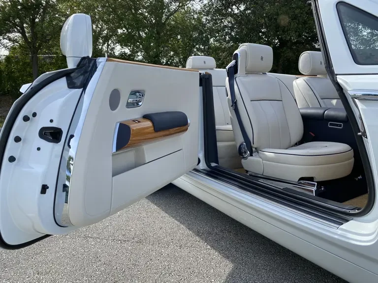 2014 Rolls-Royce Phantom VII - Image 26 of 31