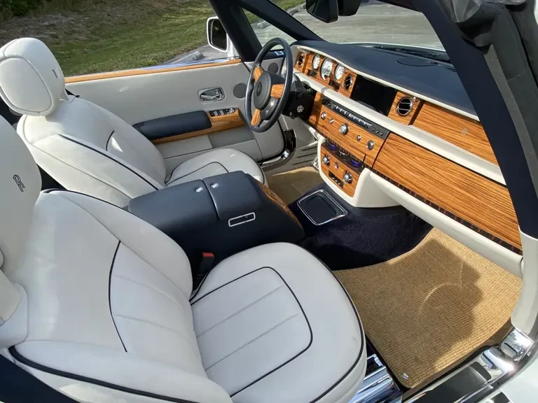 2014 Rolls-Royce Phantom VII - Image 30 of 31