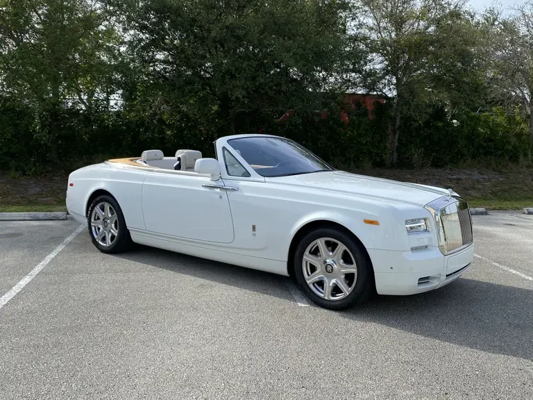 2014 Rolls-Royce Phantom VII - Image 2 of 31