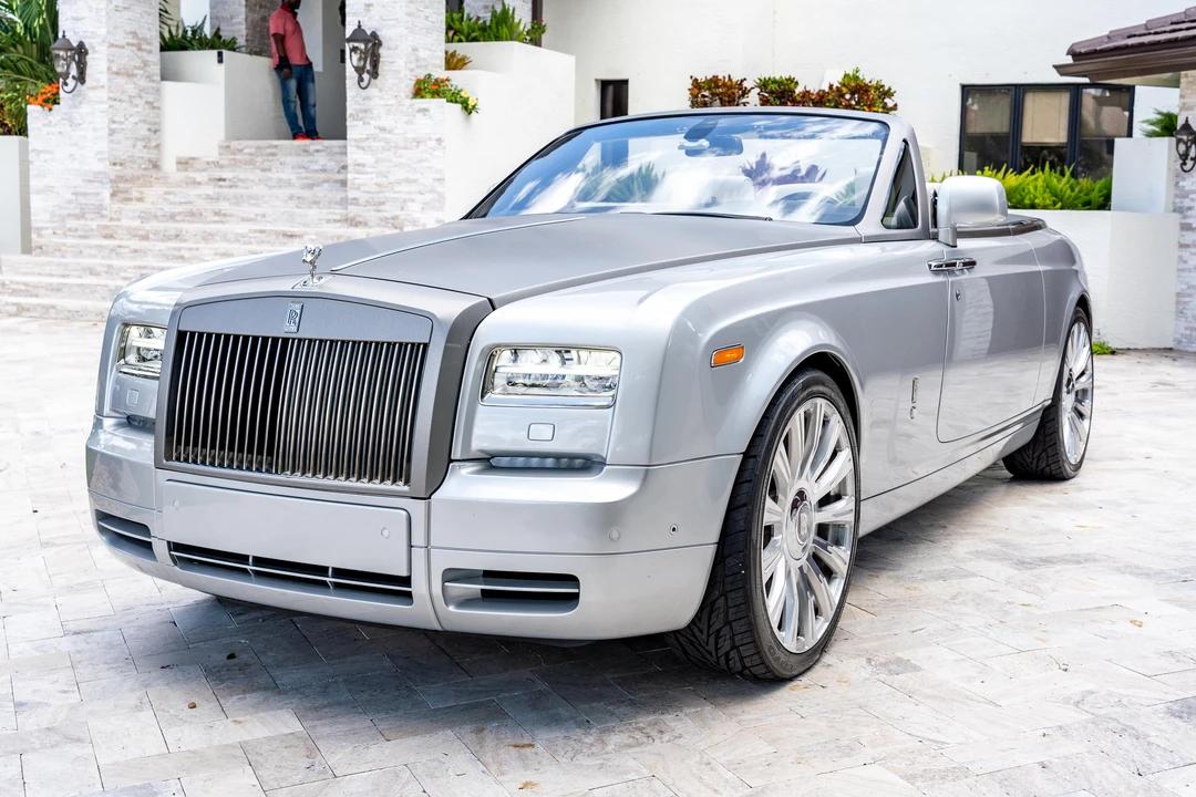 2014 Rolls-Royce Phantom VII - Image 8 of 31