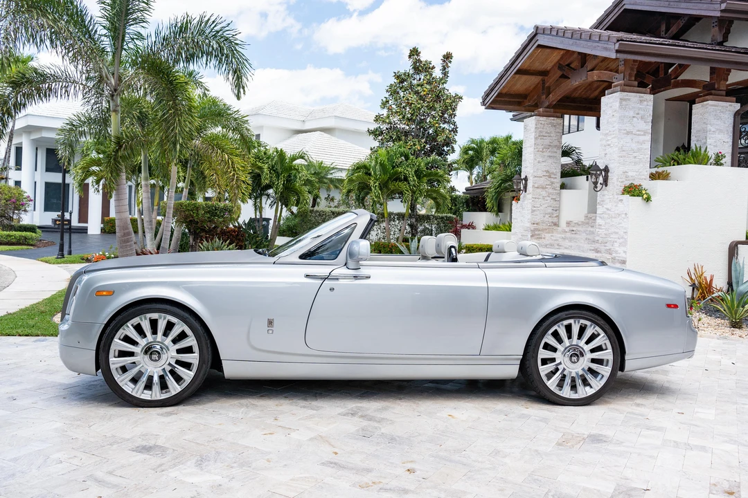 2014 Rolls-Royce Phantom VII - Image 10 of 31