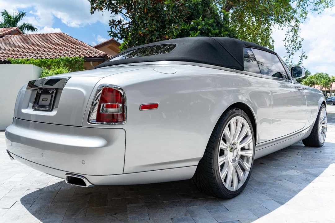 2014 Rolls-Royce Phantom VII - Image 15 of 31