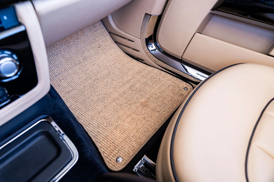 2014 Rolls-Royce Phantom VII - Image 27 of 31