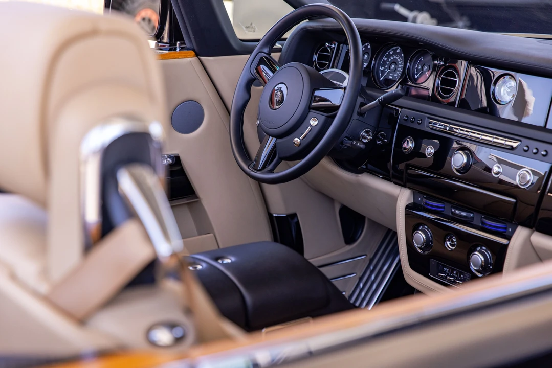 2014 Rolls-Royce Phantom VII - Image 18 of 31