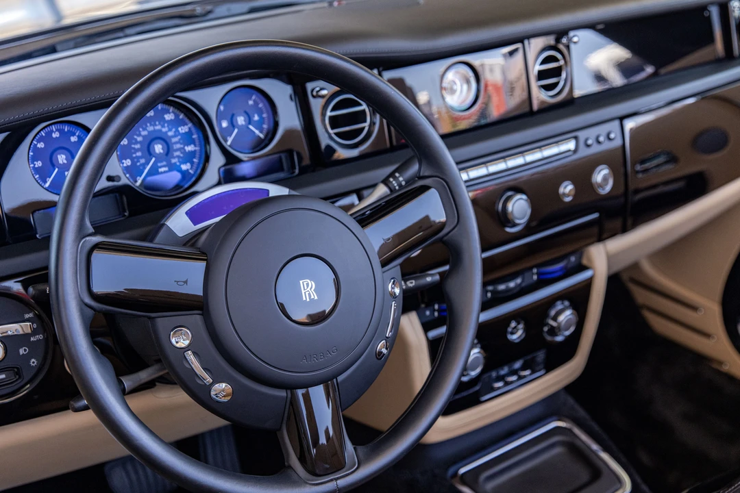 2014 Rolls-Royce Phantom VII - Image 24 of 31
