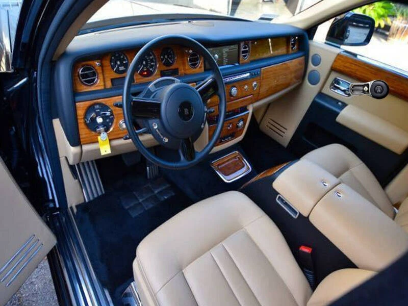 2014 Rolls-Royce Phantom VII - Image 3 of 12