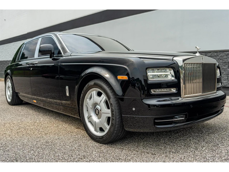 2014 Rolls-Royce Phantom VII - Image 3 of 31