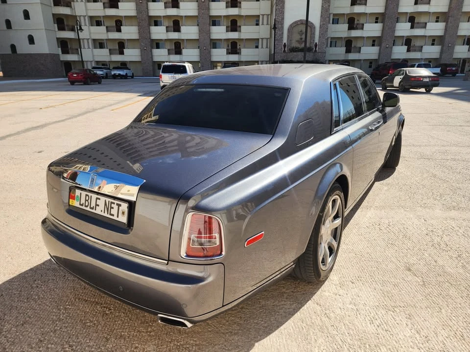2014 Rolls-Royce Phantom VII - Image 8 of 20