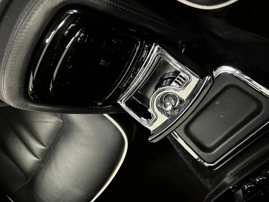 2014 Rolls-Royce Phantom VII - Image 27 of 31