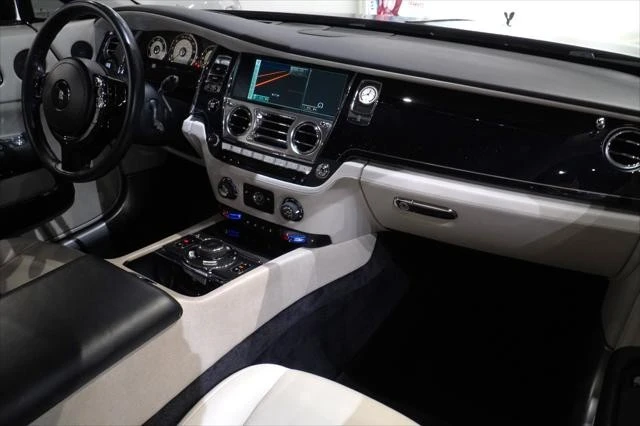 2014 Rolls-Royce Wraith 2nd Gen - Image 14 of 21