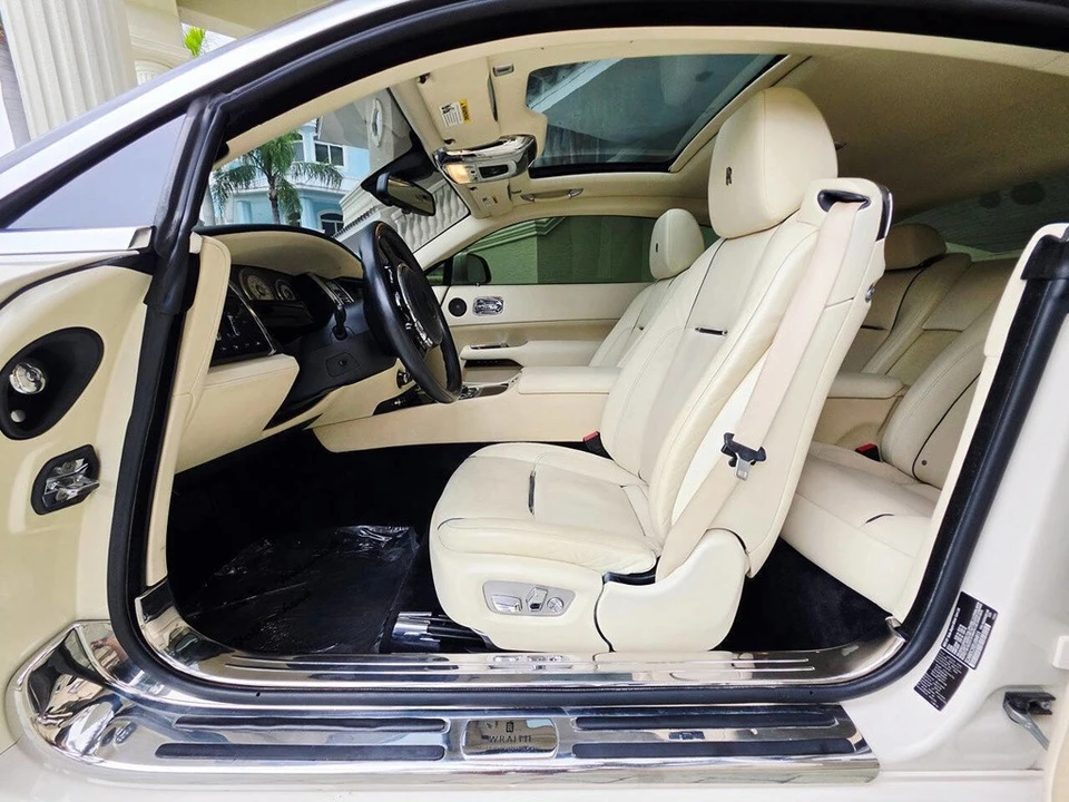 2014 Rolls-Royce Wraith 2nd Gen - Image 10 of 24