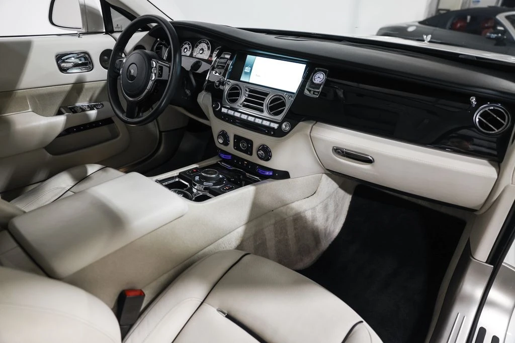 2014 Rolls-Royce Wraith 2nd Gen - Image 22 of 31