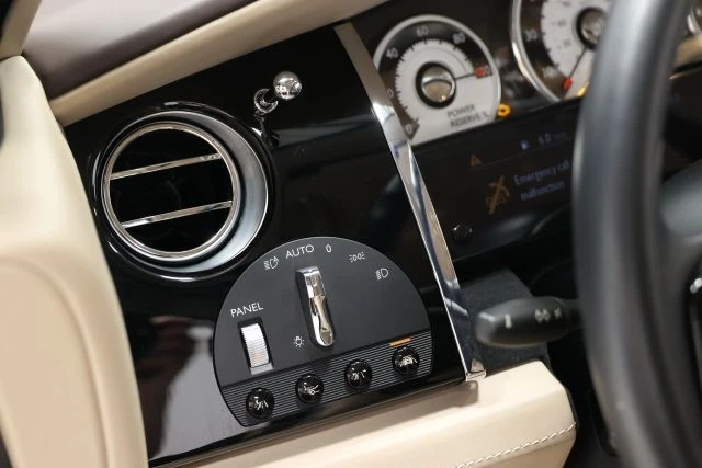2014 Rolls-Royce Wraith 2nd Gen - Image 30 of 31