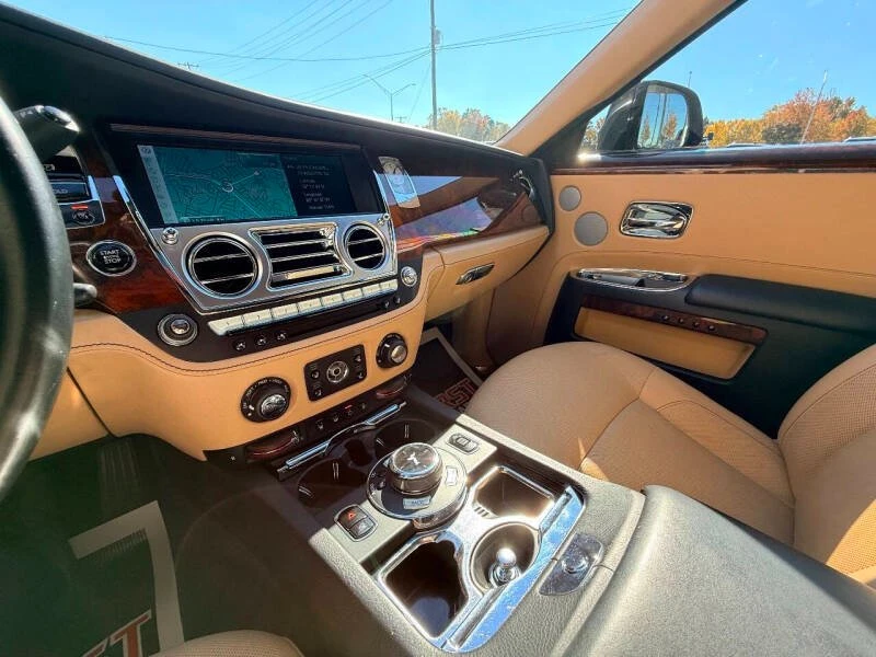 2014 Rolls-Royce Ghost 1st Gen - Image 14 of 17
