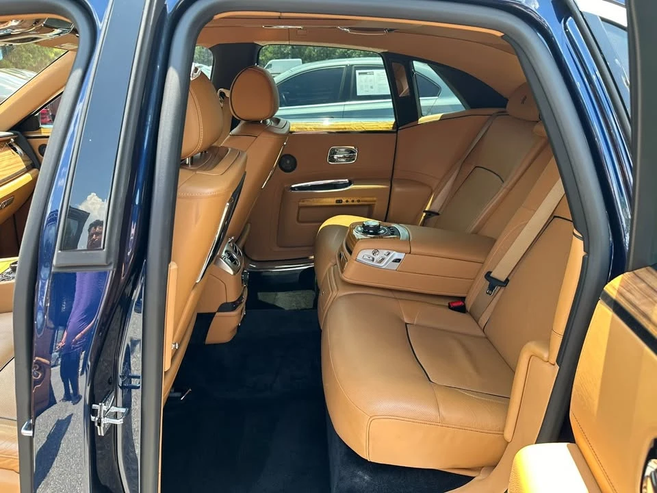 2014 Rolls-Royce Ghost 1st Gen - Image 11 of 20