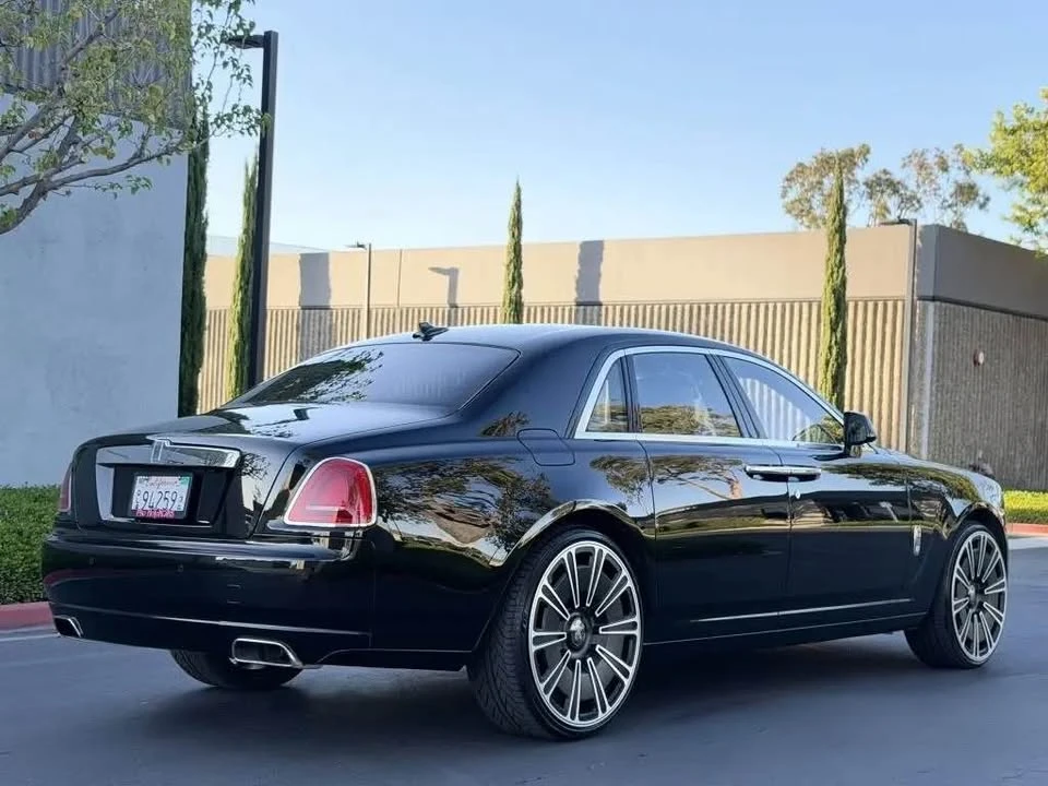2014 Rolls-Royce Ghost 1st Gen - Image 5 of 17